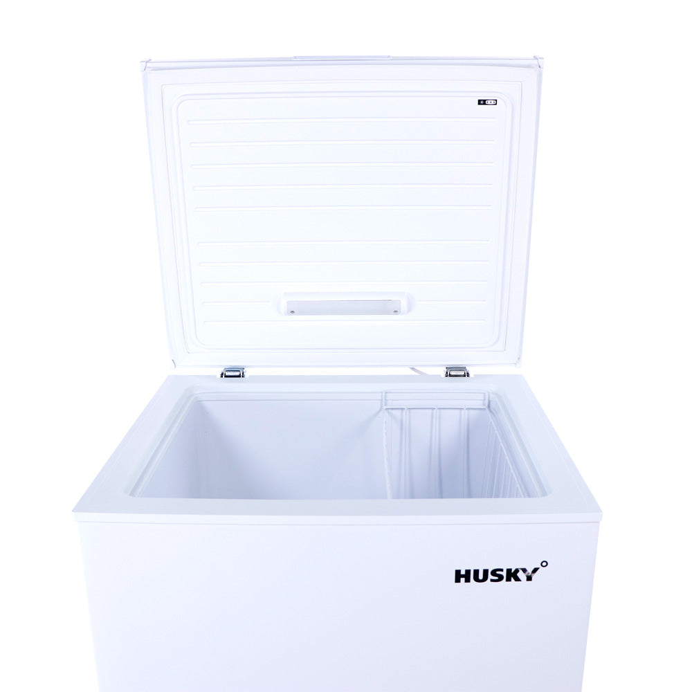 Husky 142L Solid Door Hybrid Chest Fridge/Freezer in White (HUS-142CHE.1)