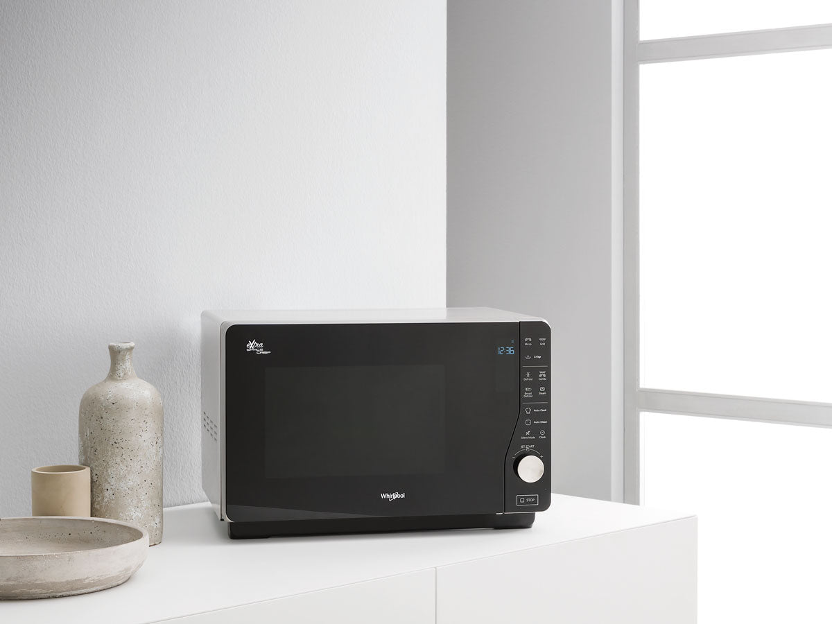 Whirlpool 30L 800W Crisp & Grill Flatbed Microwave with Inverter Technology In Black (MWF427BL)